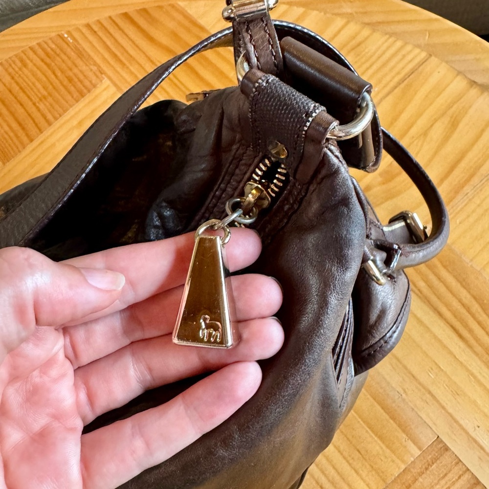 Super RARE 🤎 L.A.M.B. Dark Brown Leather Shoulder Bag by Gwen Stefani - Picture 7 of 13